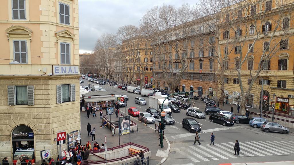 Luca'S Vatican Hospitality Rome Exterior photo